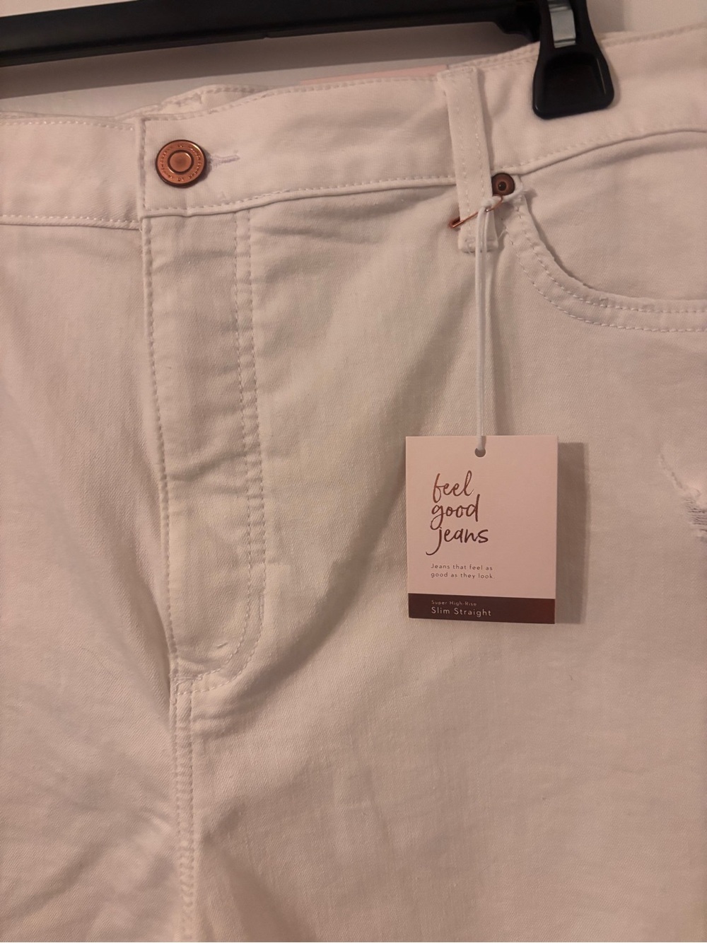 LC Lauren Conrad White Slim straight distressed Jeans